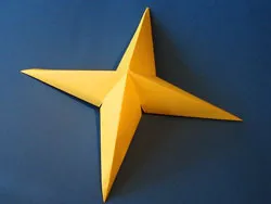 Cum sa faci o stea tri-dimensională, o stea de hârtie cu mâinile
