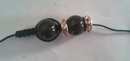 Cum de a face propriile mâini păpuși Amulet, brățări și alte fotografii cu