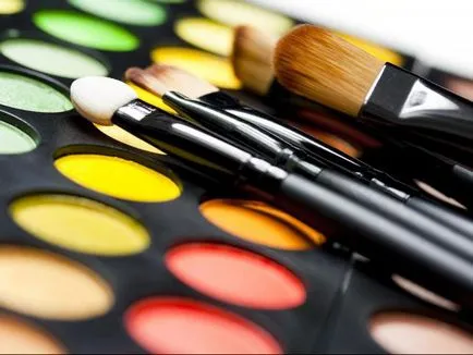 Cum de a deveni un artist de make-up de la zero, cum să înceapă