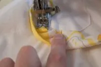 Cum de a decora un tricou cu mâinile sale (cel mai des) Cum de a decora un tricou cu mâinile