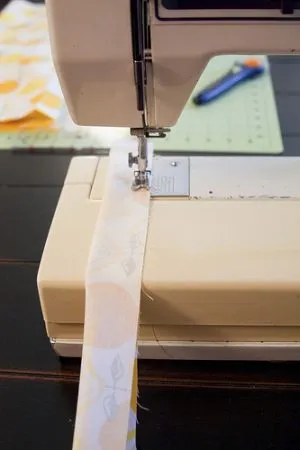 Cum de a decora un tricou cu mâinile sale (cel mai des) Cum de a decora un tricou cu mâinile