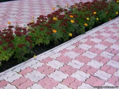 Așa cum a pus dale de pavaj cu mâinile lor - 23 septembrie 2014 - casa și pământul cu propriile lor mâini (pavaj) Așa cum a pus dale de pavaj cu mâinile lor - 23 septembrie 2014 - casa și pământul cu propriile lor mâini