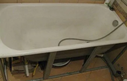 Cum se setează ecranul sub baie cu mâinile