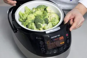 Cum delicioase pentru a găti broccoli într-o tigaie (bucătar) Cum delicioase pentru a găti broccoli într-o tigaie