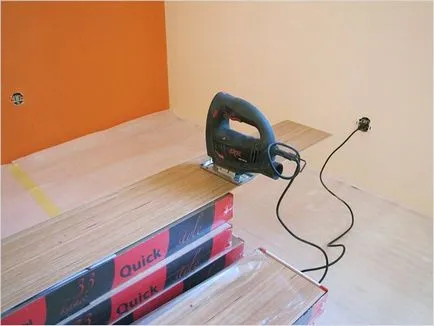 Cum să înlocuiască un consiliu de laminat - înlocuirea placi din laminat