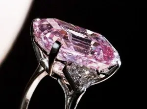 proprietăți diamant piatra, fotografii, semn zodiacal, culoare si valoare (piatra) Piatra proprietăți diamant, fotografii, semn zodiacal, culoare și valoare