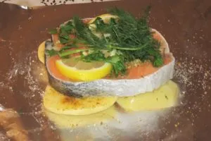 Chum de somon în rețete de casă cuptor cu pas cu pas fotografii (grame kcal pentru a găti) Chum de somon în rețetele de casă cuptor cu pas cu pas fotografii