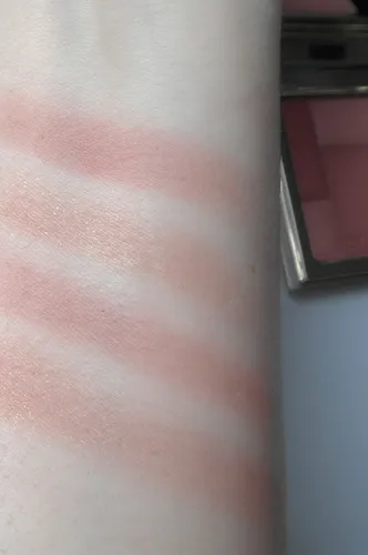 Clarinsși Rouge compacte roșească Prodige (număr umbră 05 lemn de trandafir) - comentarii, fotografii și preț