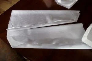 costum de înger cu propriile lor mâini
