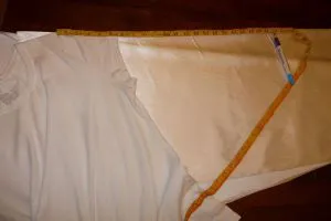 costum de înger cu propriile lor mâini