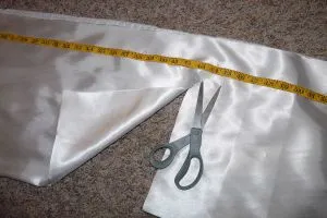 costum de înger cu propriile lor mâini