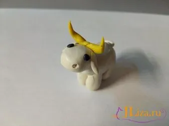 Vaca din plastilină