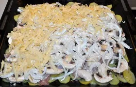 file de pui cu ciuperci si cartofi la cuptor (piept de pui) file de pui cu ciuperci și cartofi în cuptor