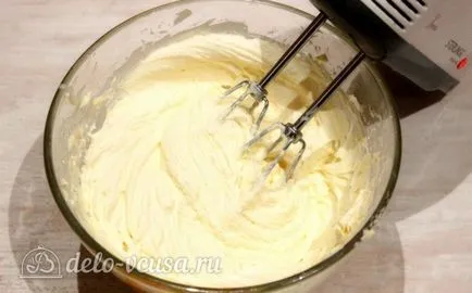 Crema de lapte condensat si reteta unt cu o fotografie - un pas cu pas de gătit crema din lapte și unt condensat (reteta crema de lapte condensat și unt) Crema de lapte condensat si reteta unt cu o fotografie - un pas cu pas crema de gătit din lapte condensat și unt