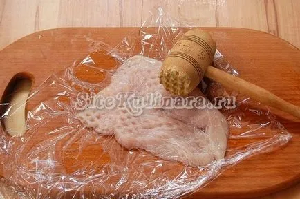 cotlet de pui cu brânză și roșii