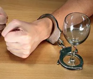 Tratamentul alcoolismului folosind droguri „MCPFE“