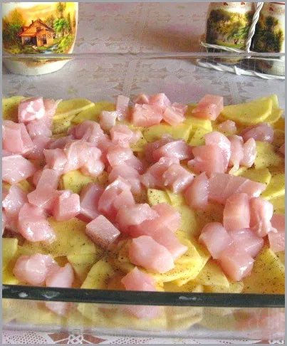 Pui cu cartofi si ciuperci, retete delicioase