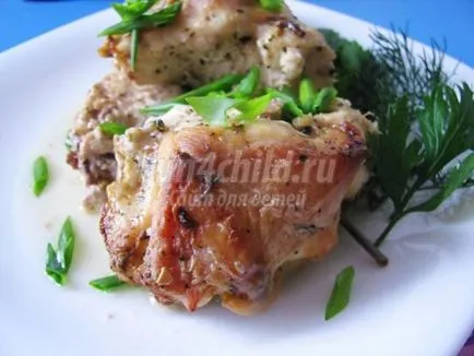 Pui în sos de maioneza coaptă în cuptor (cuptor copt în rețetă) Pui în sos de maioneza coaptă în cuptor