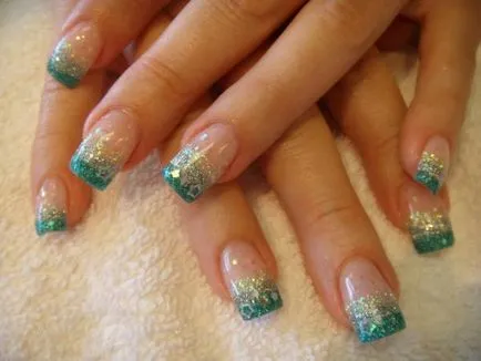Manichiura Glitter design eficient pentru orice ocazie