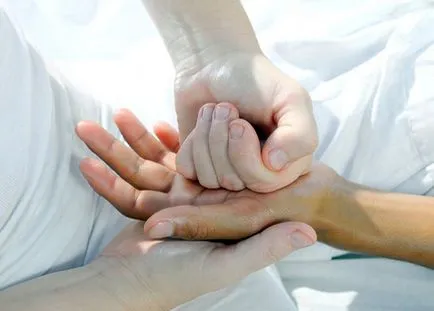 mâini de masaj după o fractură, masajul (fracturi) mâini de masaj după o fractură, masajul