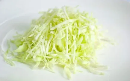 rețete delicioase mele salata de varza cu morcovi și roșii