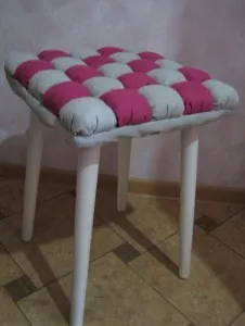 Câteva moduri simple cum să coase capace pe un scaun, artizanat
