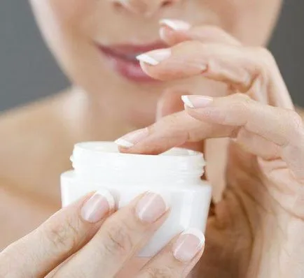 Crema de noapte pentru revizuirea fata de cele mai populare produse, selectarea, aplicarea, recenzii