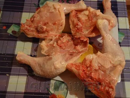Hot pulpe de pui afumat, atunci când se prepară bărbați (picioare) pulpe de pui afumat la foc, atunci când ați terminat de bărbați