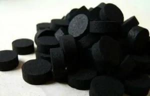 De la negru la alb - tehnica si comentarii de albire a dinților carbon activat (metoda) De la negru la alb - tehnica si comentarii de albire a dintilor cărbune activ
