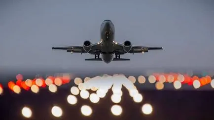 De ce avioane zboară la o viteză de decolare și de modul de zbor (a) De ce avioane zboară la o viteză de decolare și acoperi ca