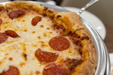 Pizza cu cârnați 10 cele mai bune rețete (pizza) Pizza cu cârnați 10 cele mai bune rețete