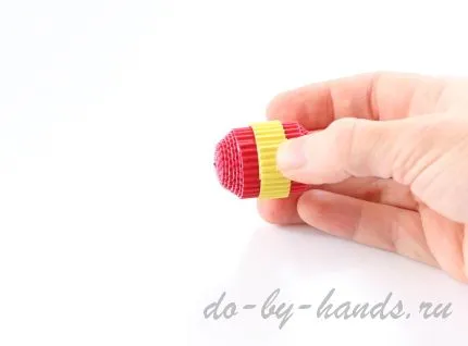 Articole din carton ondulat pentru Paste - pui cu ouă