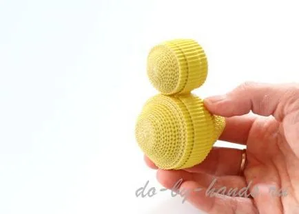 Articole din carton ondulat pentru Paste - pui cu ouă