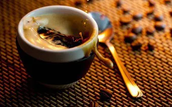 Reguli de cafea cu spumă de acasă cum să gătească o băutură delicioasă (gătit) Reguli de cafea cu spumă de acasă cum să gătească o băutură delicioasă