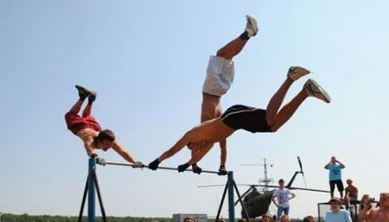 Programul de formare pe bara orizontală și barele paralele timp de o săptămână pentru începători