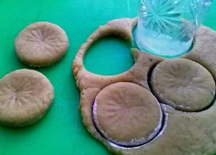 Turtă dulce (miere, Tula), în rețetele de acasă (condiții) Turtă dulce (miere, Tula), în rețetele de acasă