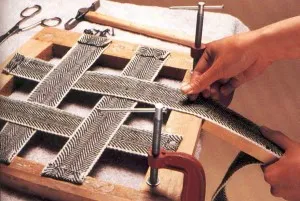 Scaun de reparare cu mâinile