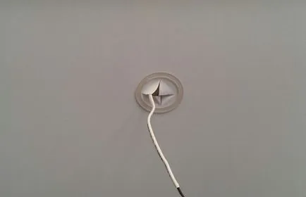 Repararea întinde plafon cu mâinile - tehnologia, subtilitati video, (a plasa o cârpă tăiate) Repararea întinde plafon cu mâinile - tehnologia, subtilitatea video de