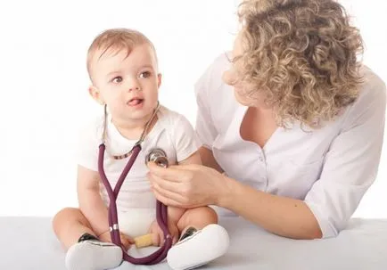 Copilul se teme de medici care fac articol (de exemplu, prelevarea de probe de sânge) Copilul se teme de medici care fac articol