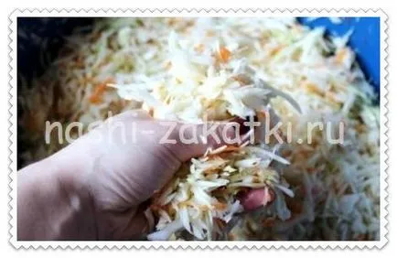 Reteta este foarte delicios de casă varză acră foto incremental (acasă) Reteta este foarte delicios de casă pas cu pas varză acră Fotografie