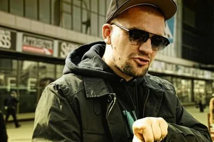 Rapperul Busta (Vasily Vakulenko) biografie, fotografii, viața personală, soție, copii, inaltime, greutate