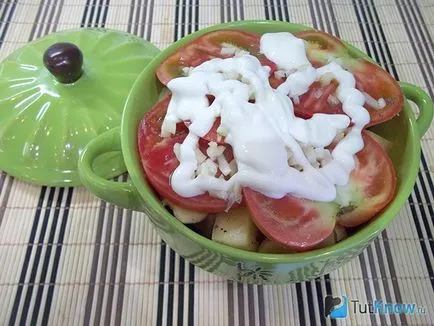 Reteta pentru un pui într-un vas cu legume (pui) pui Reteta cu legume într-un vas