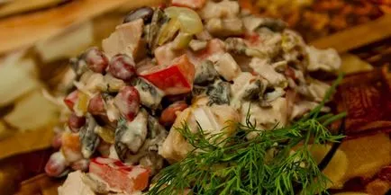 Salata cu piept de pui afumat, retete delicioase cu fotografii (de san) Salata cu piept de pui afumat, retete delicioase cu fotografii