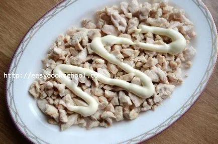 Salata de pui cu rosii si branza, retete simple (branza) Salata de pui cu roșii și brânză, rețete ușor