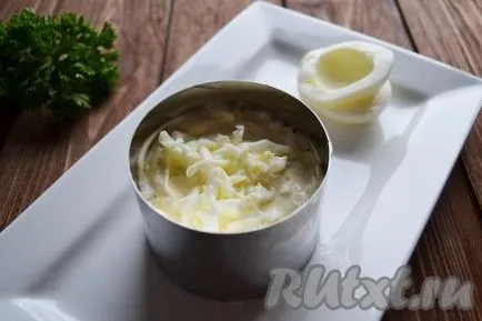Salata cu pui si ciuperci afumat - reteta cu fotografii (salata) Salata cu pui si ciuperci afumat - reteta cu fotografii