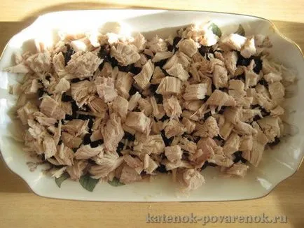Salata cu prune uscate și ciuperci 8 rețete simple