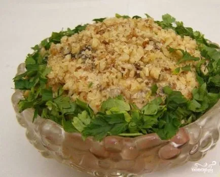 Salata cu prune uscate și ciuperci 8 rețete simple