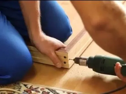 Ansamblul de usi de interior cu mâinile lor video