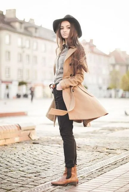 Din ceea ce sa poarte haina fotografie bej, combinat cu ceea ce, ceea ce pentru a ridica accesorii (straturi) Din ceea ce sa poarte haina fotografie bej, cu ce să se combine, ce accesorii pentru a alege