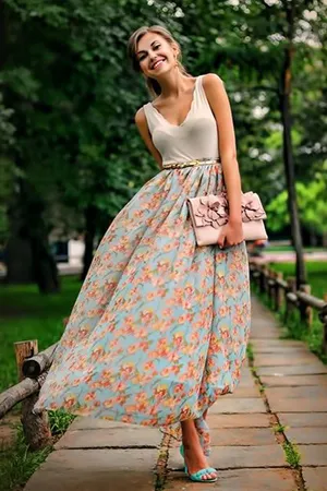 Ce fusta Nosta cu imprimeu floral 35 fotografii pentru arcuri